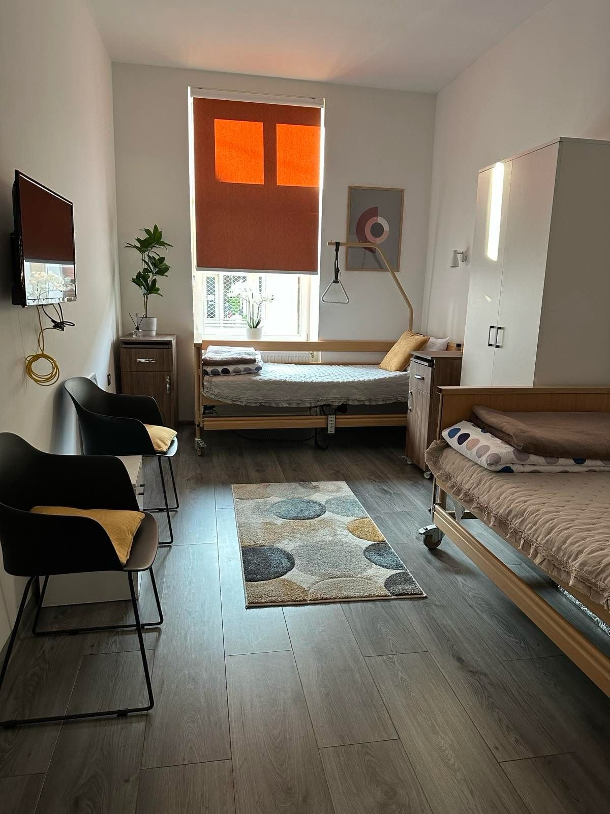 PHOTO-2023-11-19-19-01-20