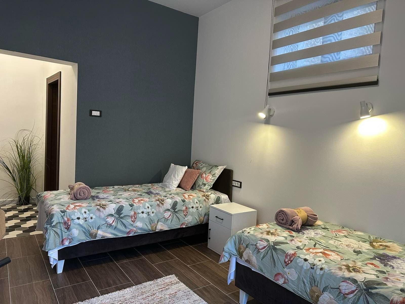 PHOTO-2023-11-19-19-01-22