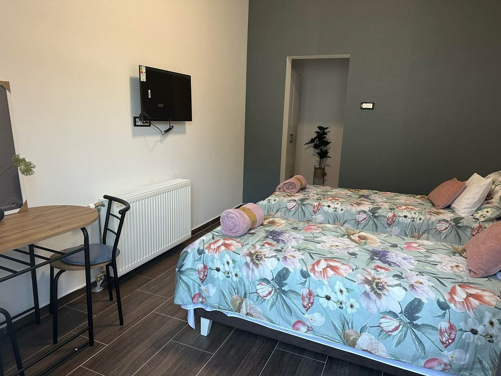 PHOTO-2023-11-19-19-01-42 2